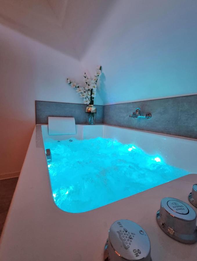Centre-Ville Le Nid D'Amour Jacuzzi Appartement Rouen Luaran gambar